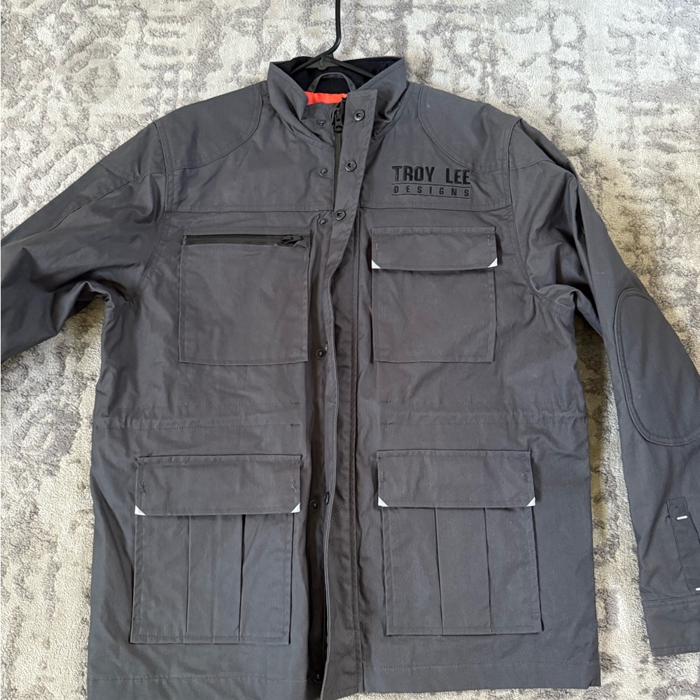 Men's Gray Jacket